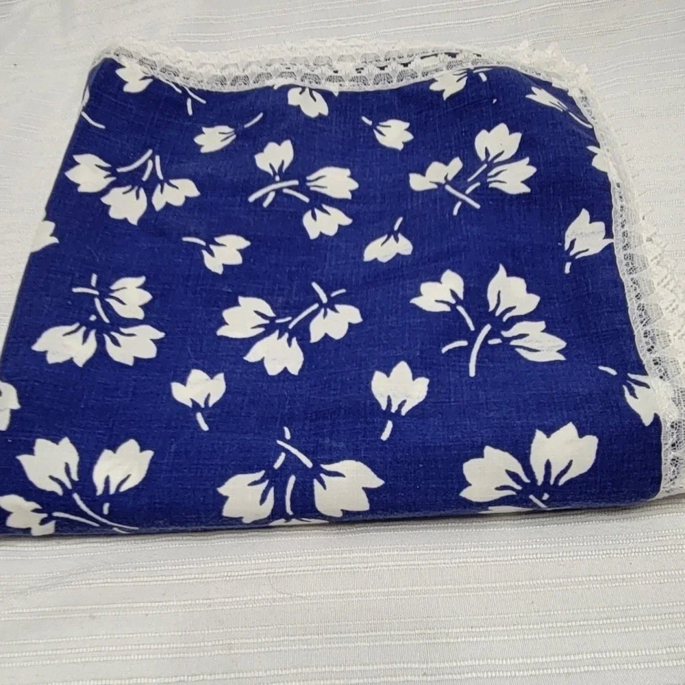 Vintage Blue White Floral Cloth Napkins Set of 8 Lace Trim Farmhouse Cottagecore